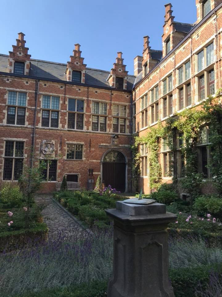 41611798_10156627979153119_9188788522100719616_n_10156627979143119